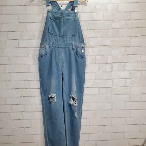 ✔️Distressed jean bib overalls - Picture 5 of 15